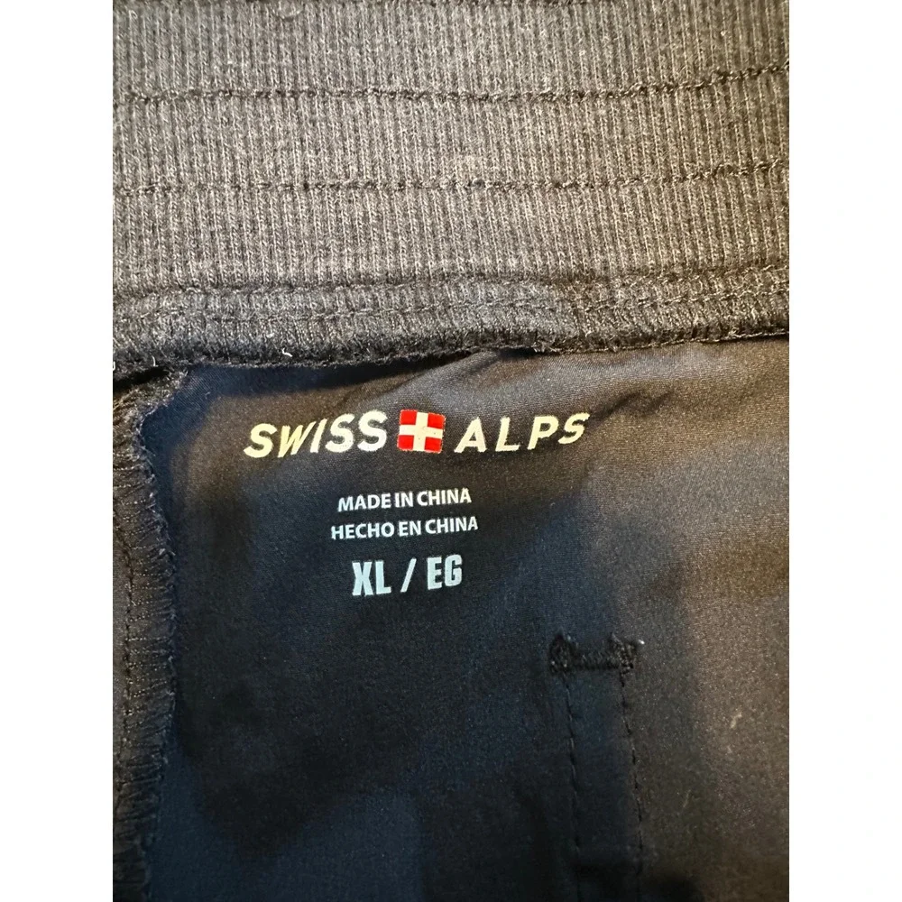 Swiss Alps Shorts Women XL Black Hiking Outdoor Stretch Cargo Zipper Pocket